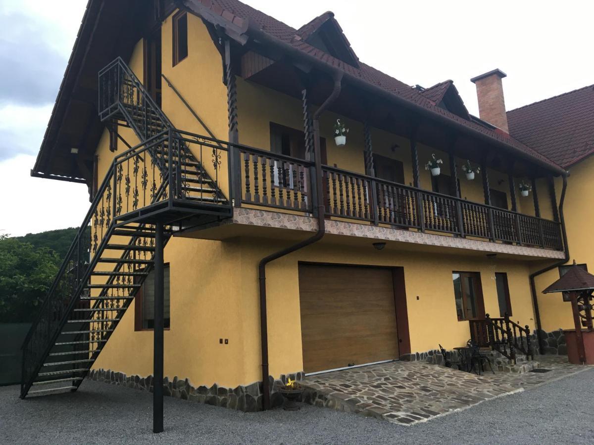 Отель Casa Bambi Совата Экстерьер фото